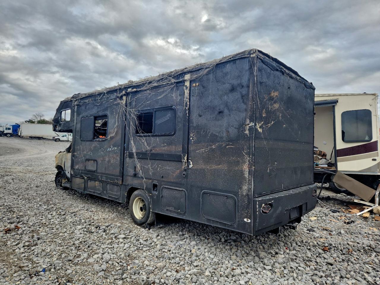 2024 Ford Econoline E450 Super Duty Cutaway Van
