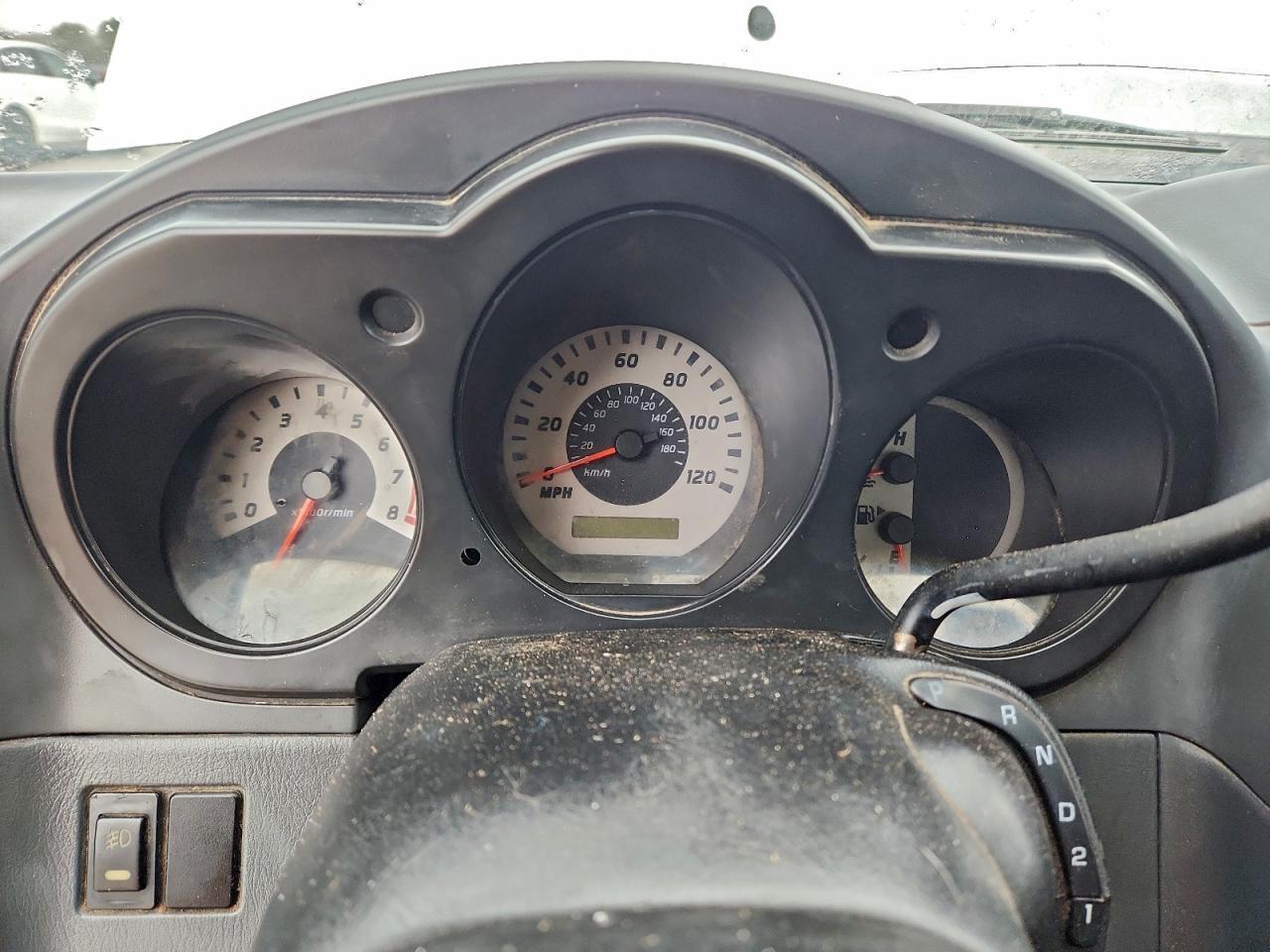 2004 Nissan Frontier King Cab XE