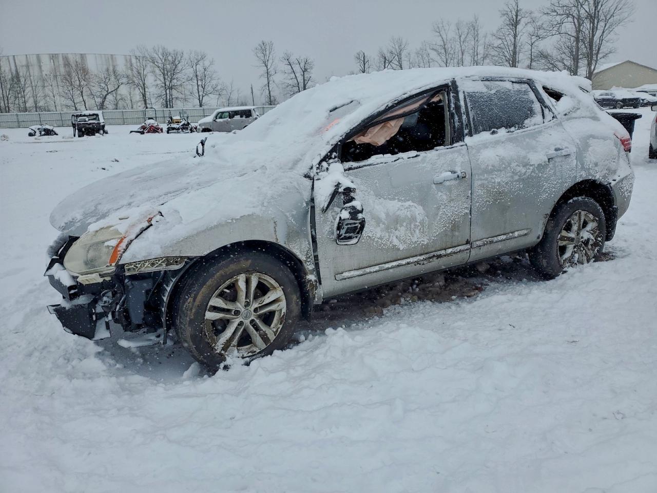 2013 Nissan Rogue s