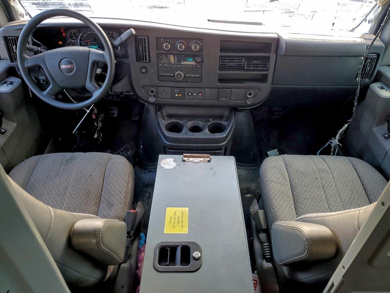 2018 GMC Savana G3500