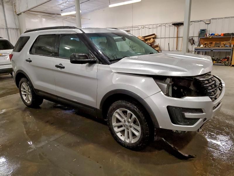 2016 Ford Explorer