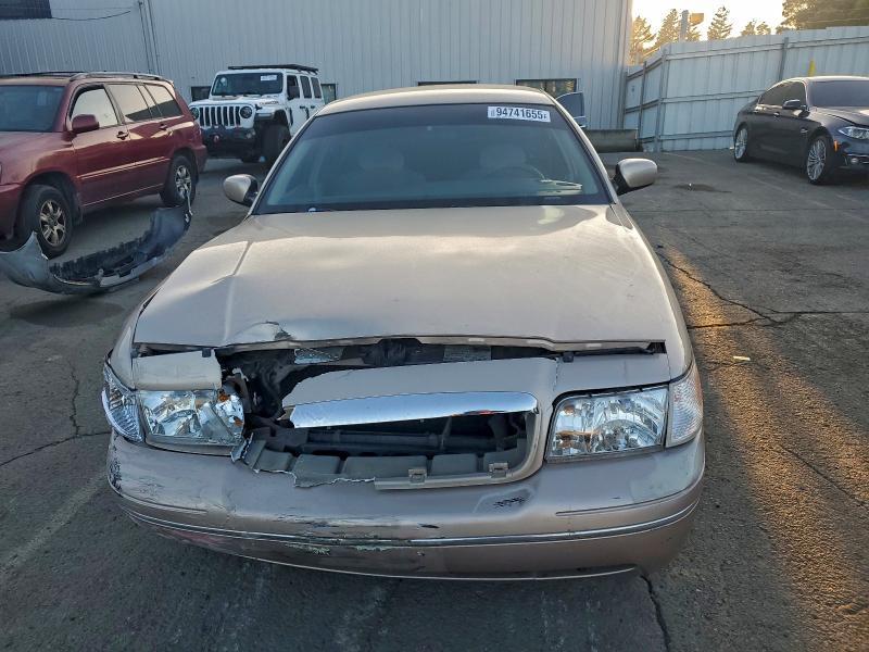 1998 Ford Crown Victoria