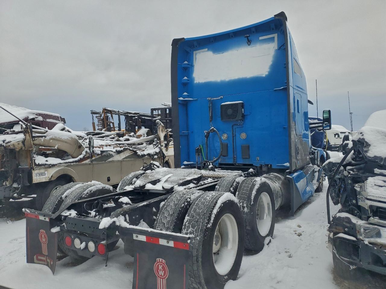 2023 Kenworth T680 Semi Truck