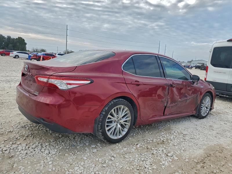 2018 Toyota Camry Hybrid