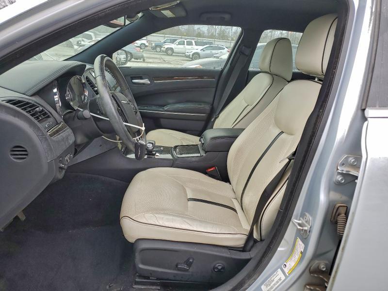 2013 Chrysler 300