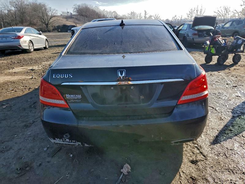 2014 Hyundai Equus Signature