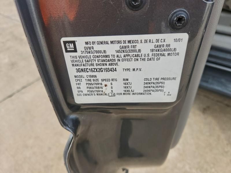 2002 Chevrolet Suburban C1500