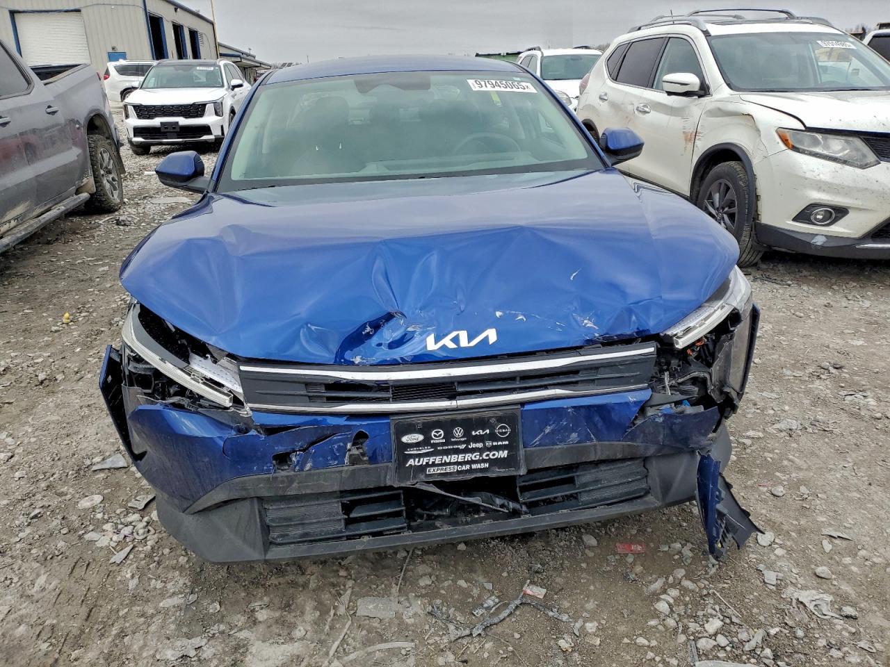 2025 KIA K4 lx