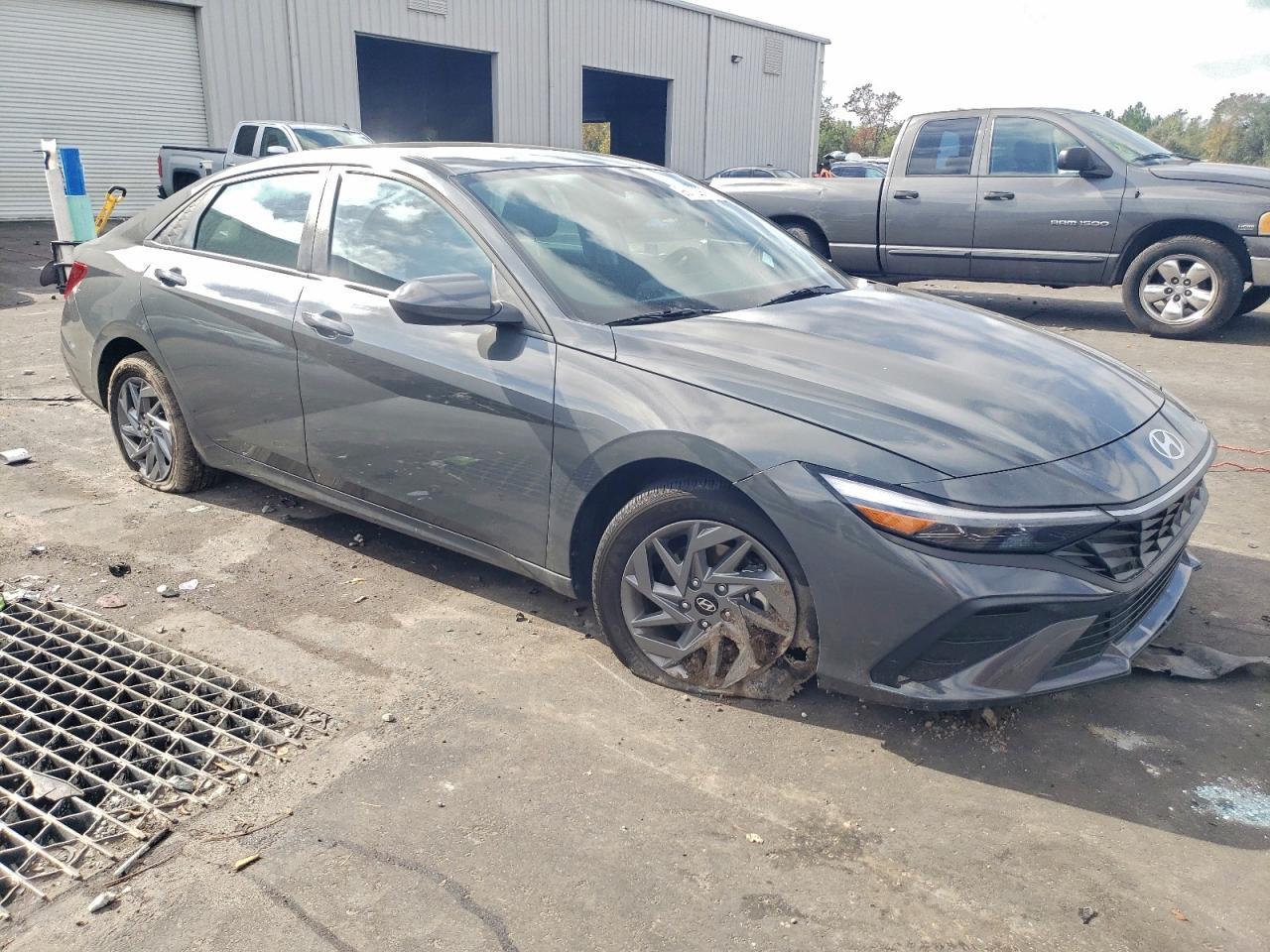 2025 Hyundai Elantra Blue