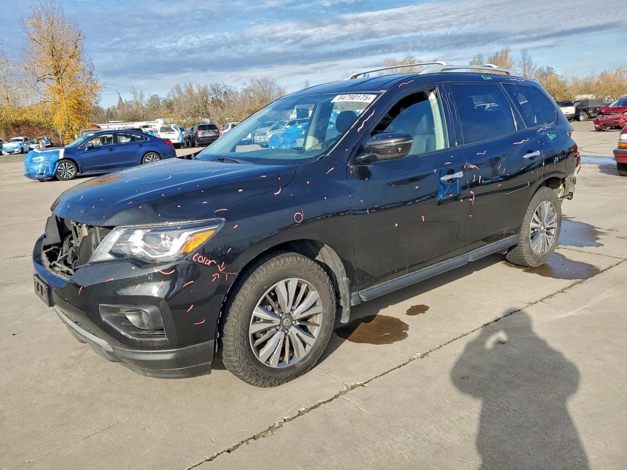 2020 Nissan Pathfinder s