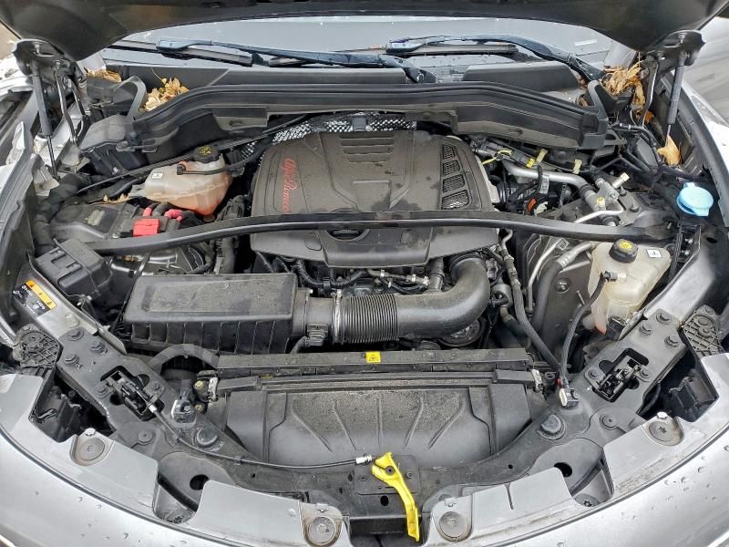 2018 Alfa Romeo Stelvio ti Sport