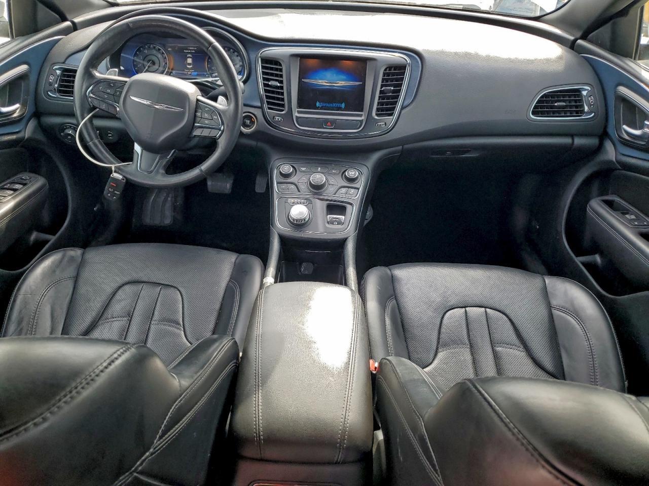 2016 Chrysler 200 s
