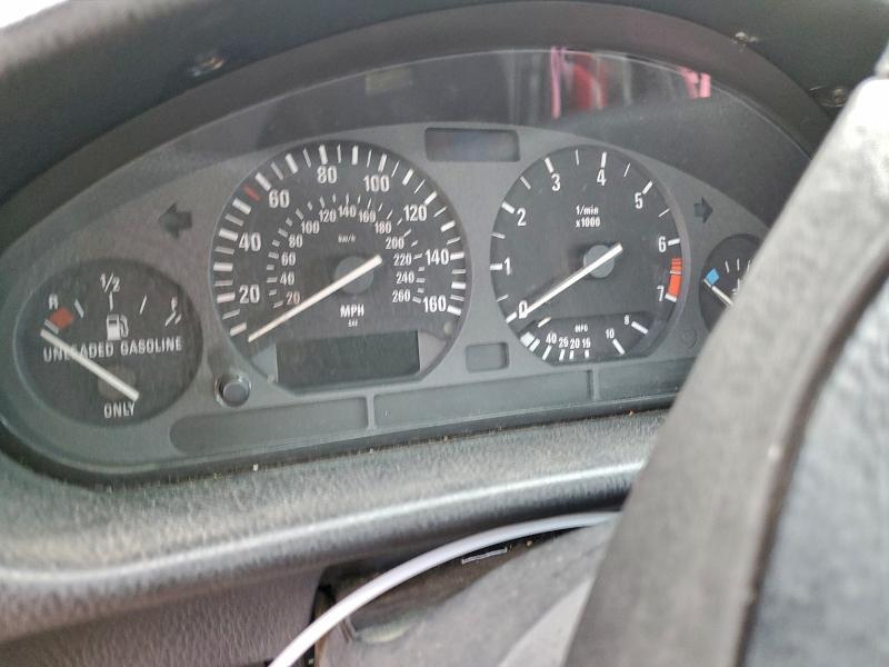 1995 BMW 325 is