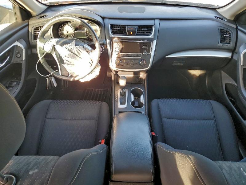 2017 Niss Altima 2.5 s