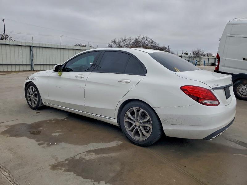 2015 Mercedes-Benz C300