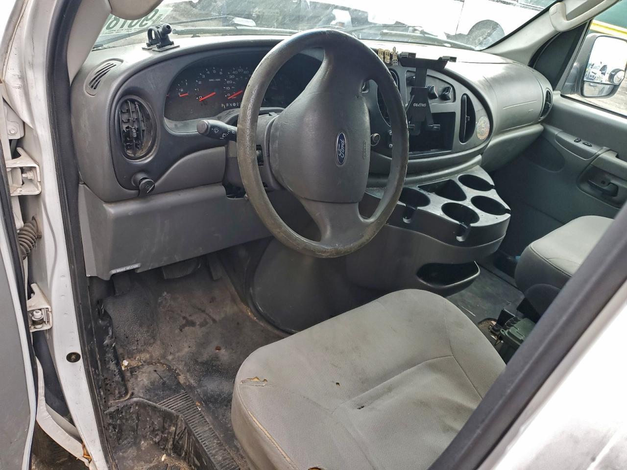 2006 Ford Econoline E250 van