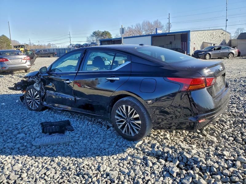 2024 Nissan Altima sv