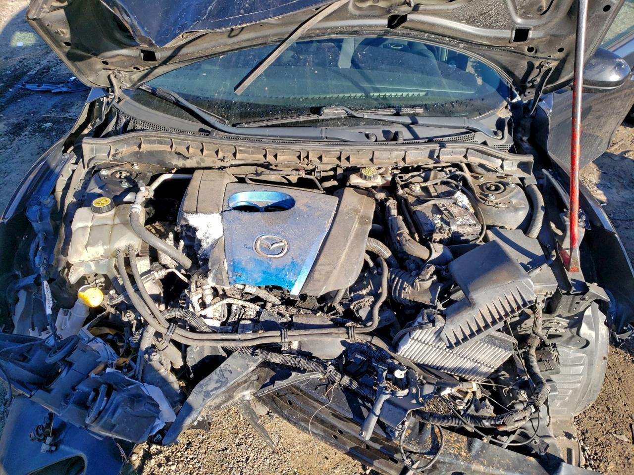 2013 Mazda 3 I