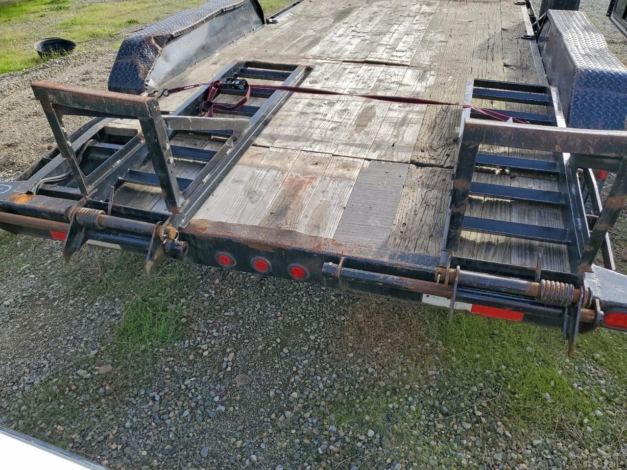 2016 Lamar Equipment Trailer