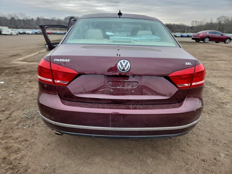 2012 Volkswagen Passat sel