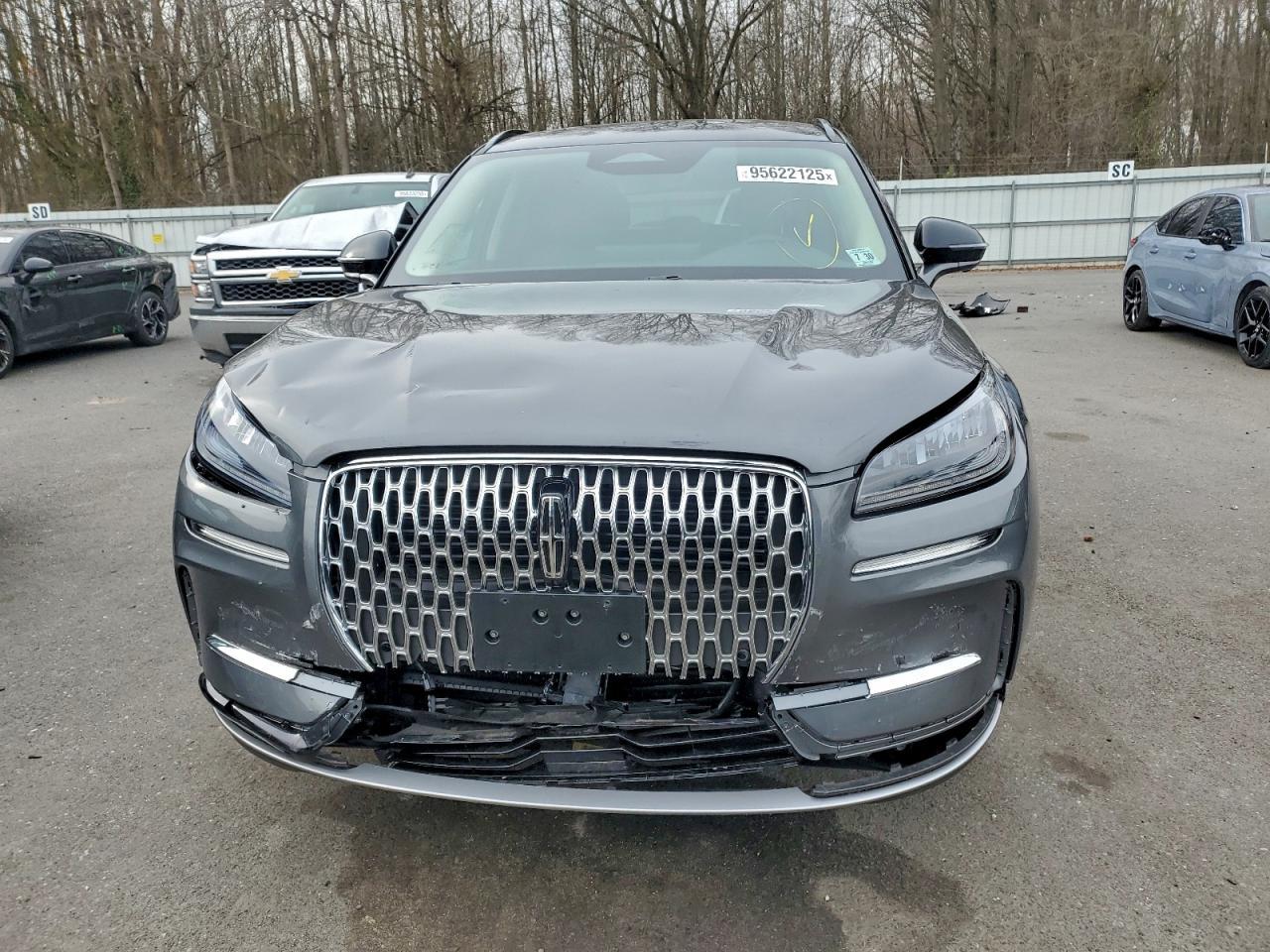 2025 Lincoln Corsair Premiere