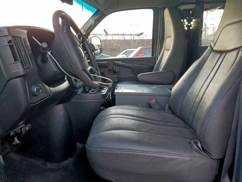 2012 Chev Rolet Express 2500 Utility / Service van