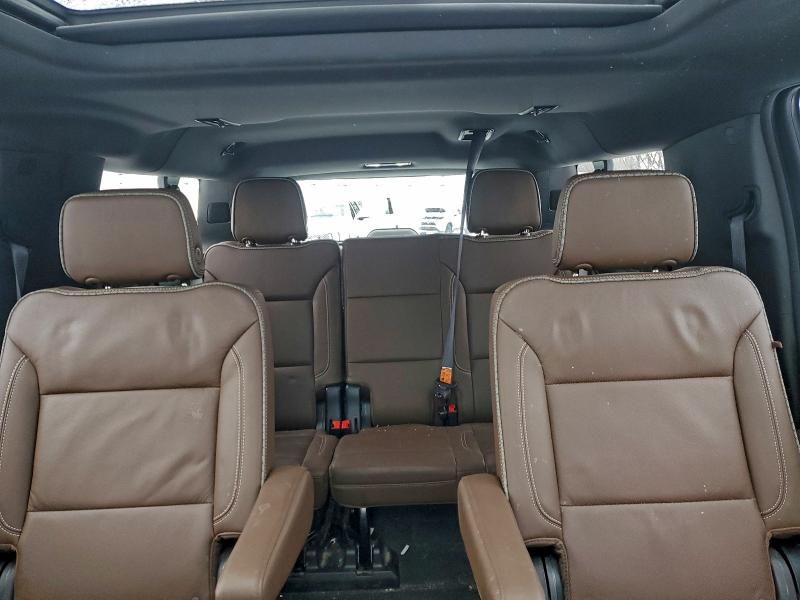 2022 Chevrolet Suburban K1500 High Country