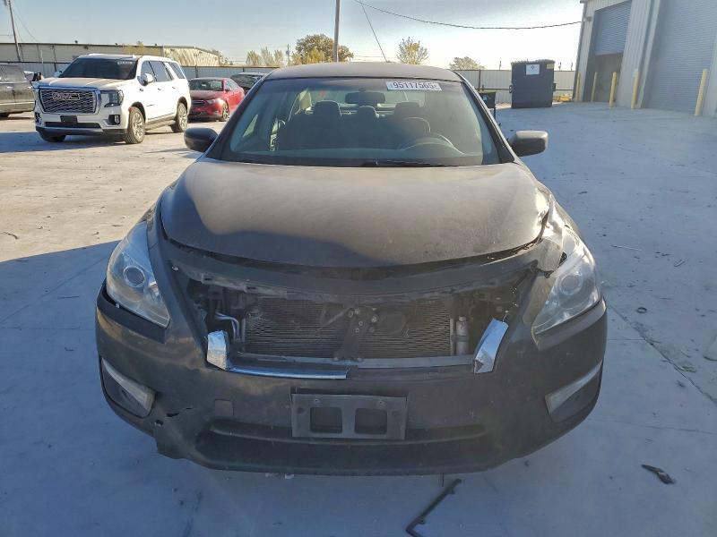 2013 Niss Altima 2.5