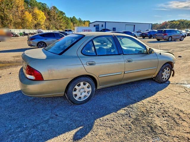 2000 Nissan Sentra
