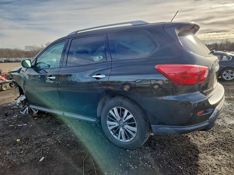 2018 Nissan Pathfinder s