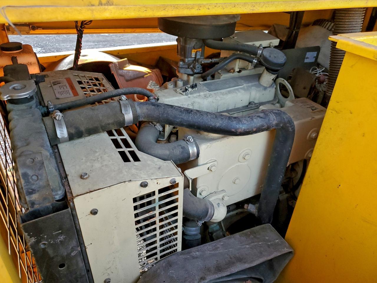 2000 Fenx 2000 Team Fenex F123KP Manhole Support Trailer