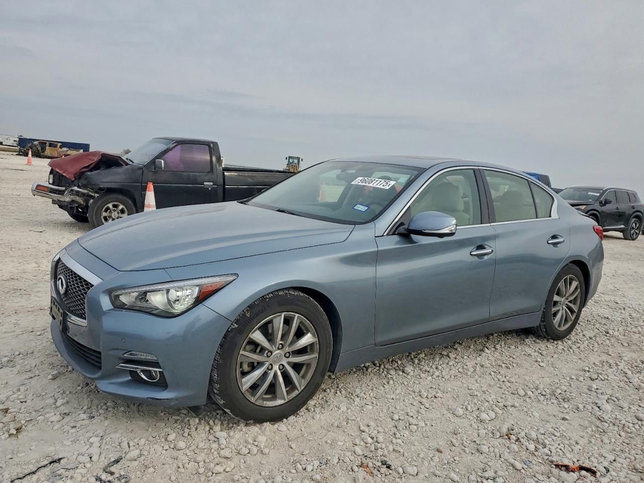 2015 Infiniti Q50 Base