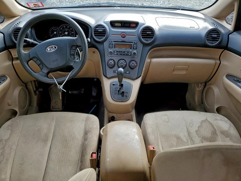 2008 KIA Rondo Base