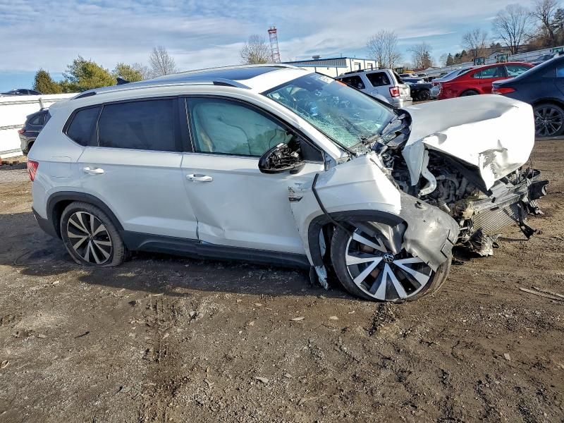2023 Volkswagen Taos se