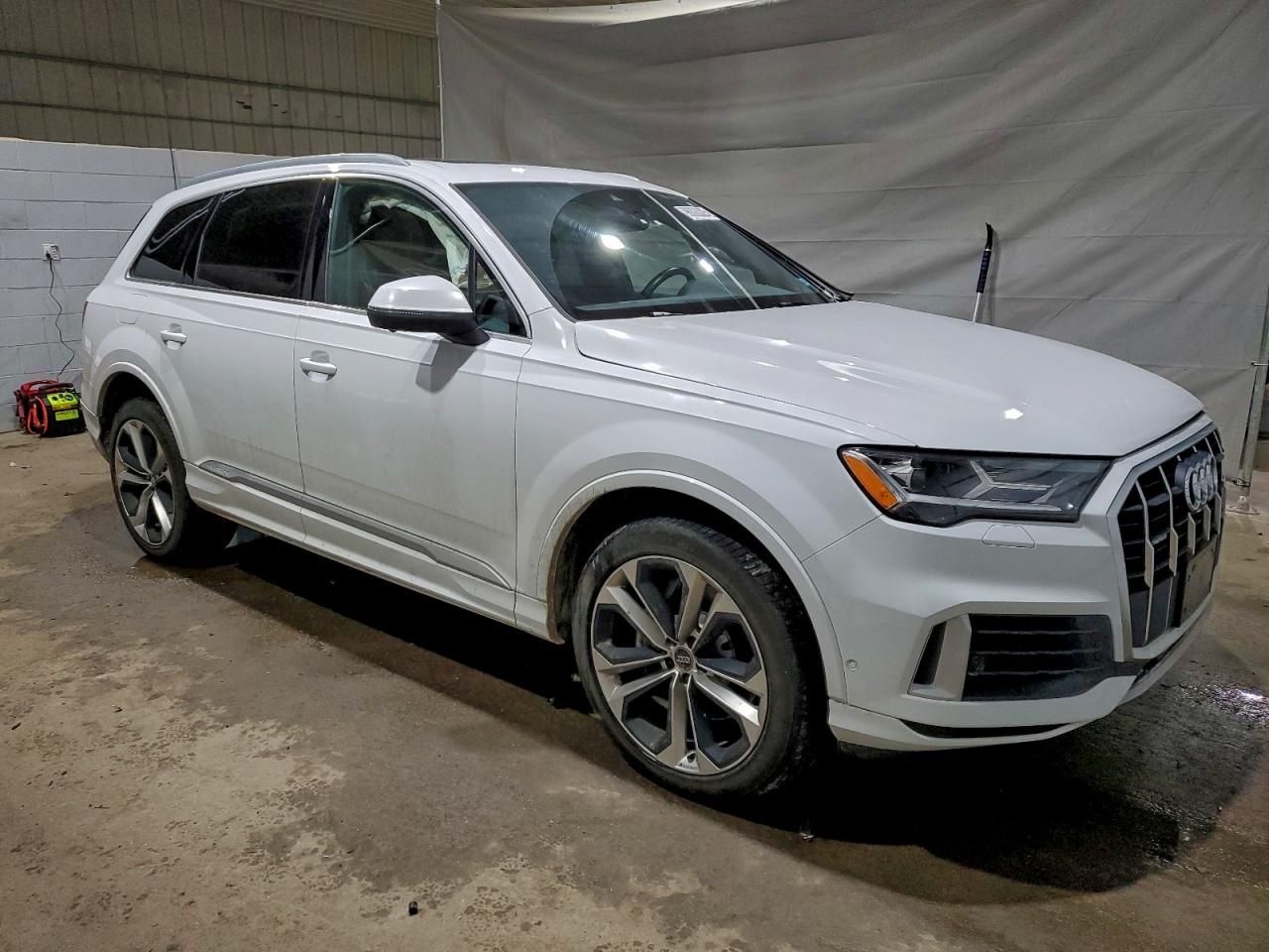 2020 Audi Q7 Premium Plus
