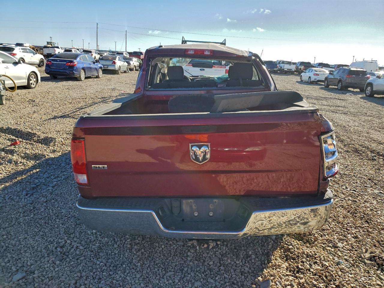 2023 Dodge Ram 1500 Classic slt