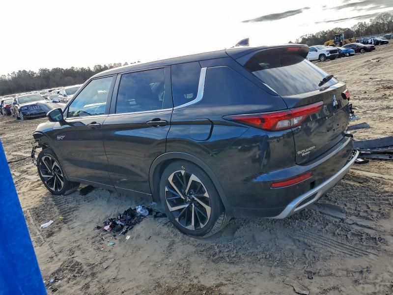 2023 Mitsubishi Outlander se