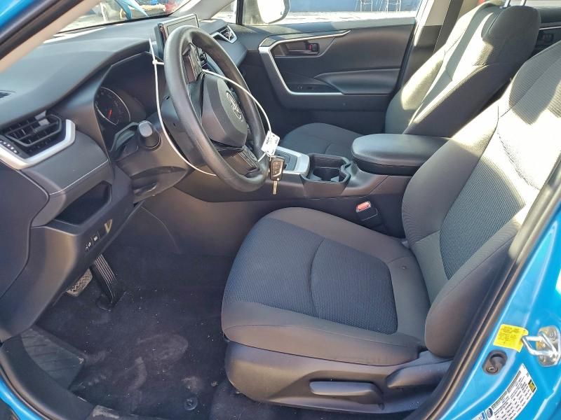 2021 Toyota Rav4 le