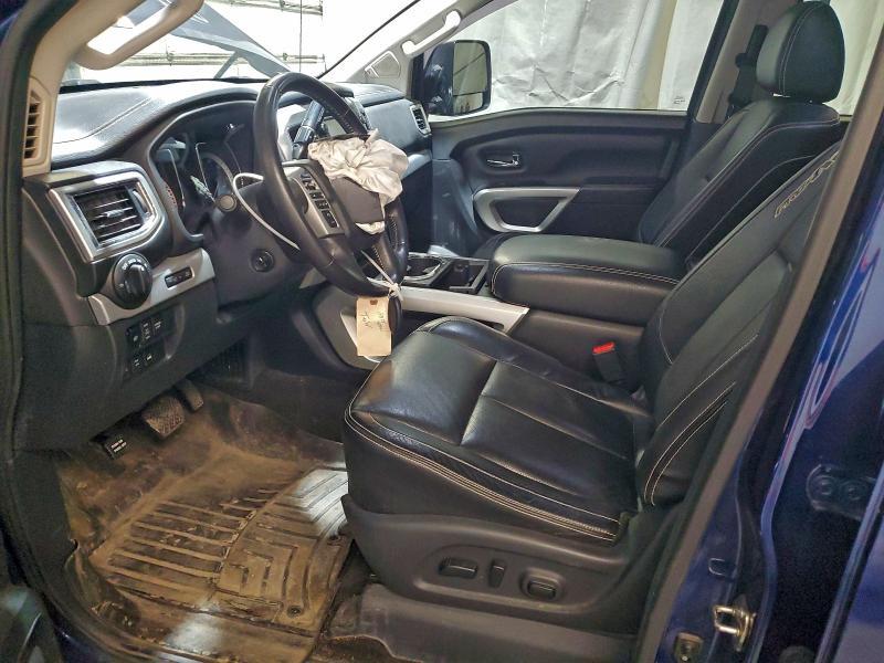 2018 Nissan Titan sv