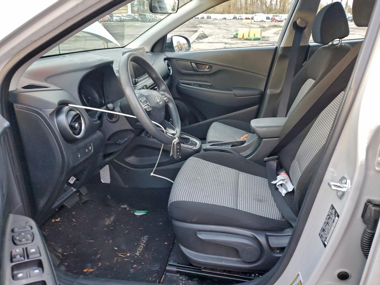2023 Hyundai Kona se
