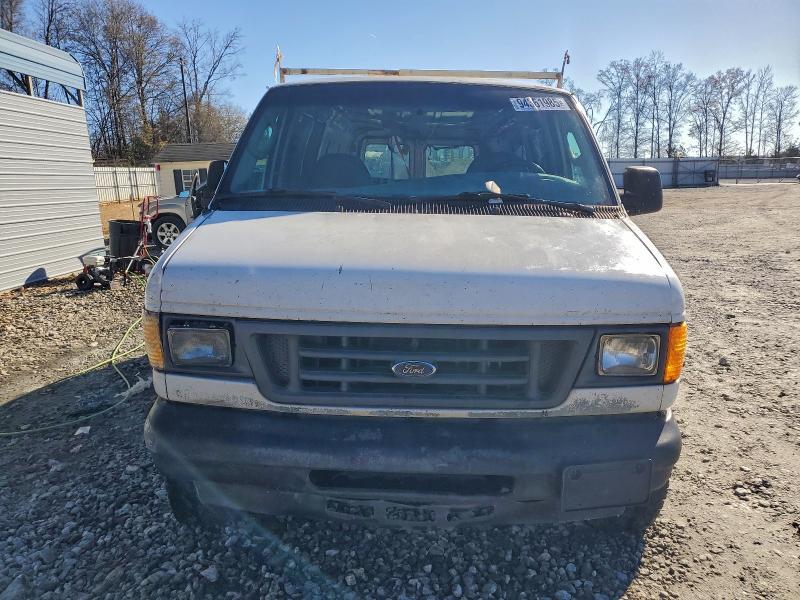 2004 Ford Econoline Cargo E-25