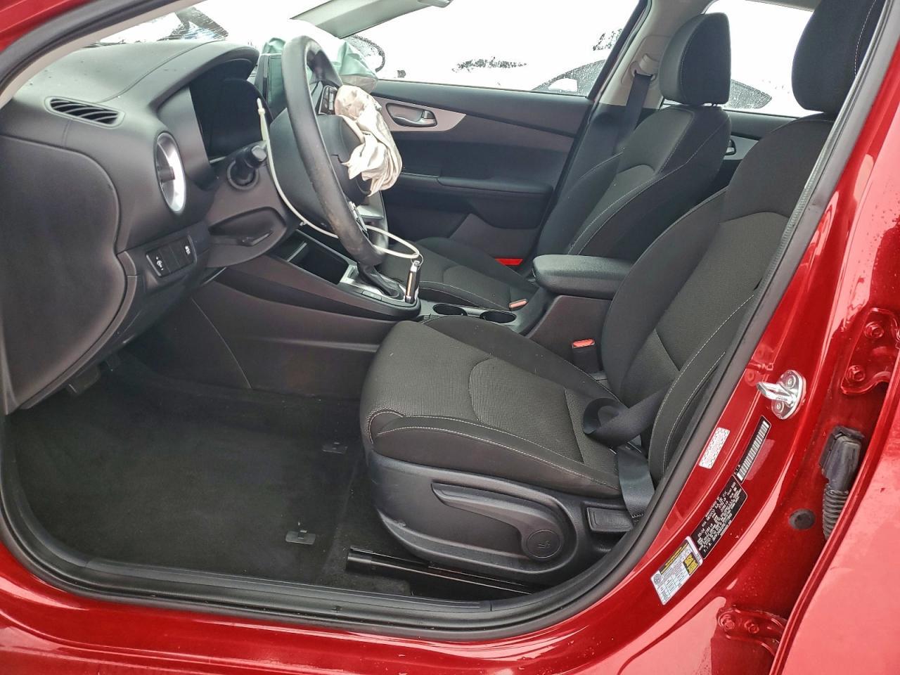 2024 KIA Forte lx