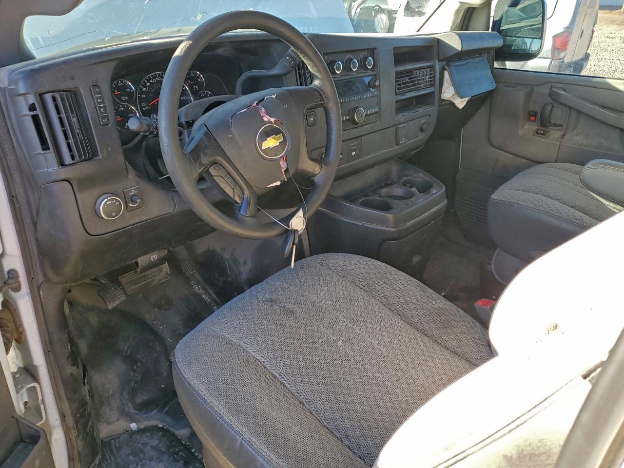 2016 Chevrolet Express G2500