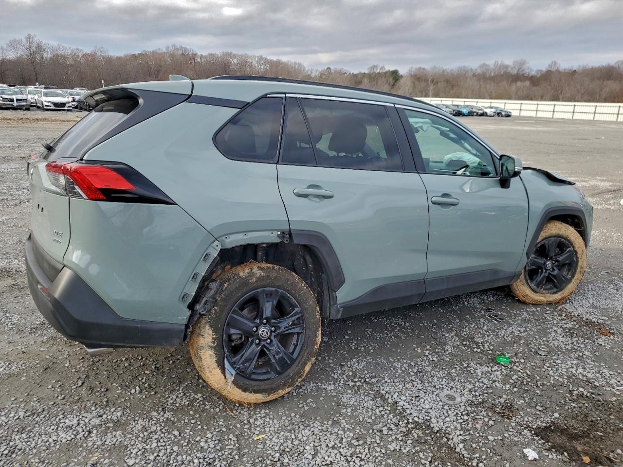 2022 Toyota Rav4 xle