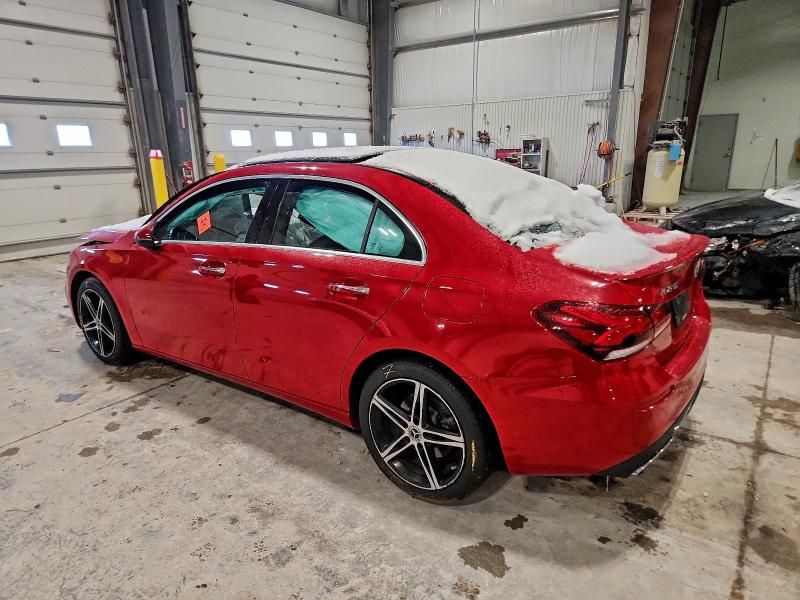 2019 Mercedes-Benz A 220