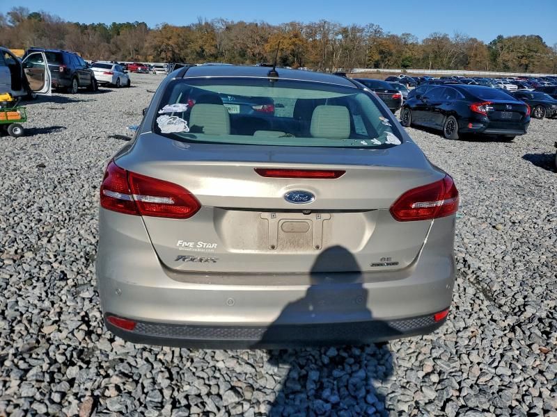 2016 Ford Focus se