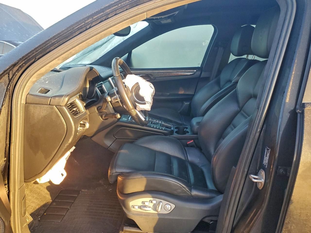 2016 Porsche Macan Turbo