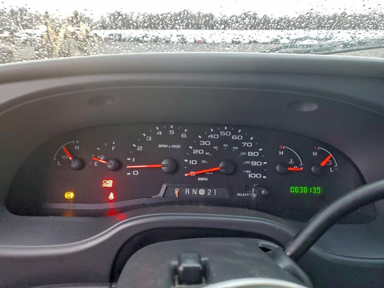 2004 Ford Econoline E350 Super Duty Wagon