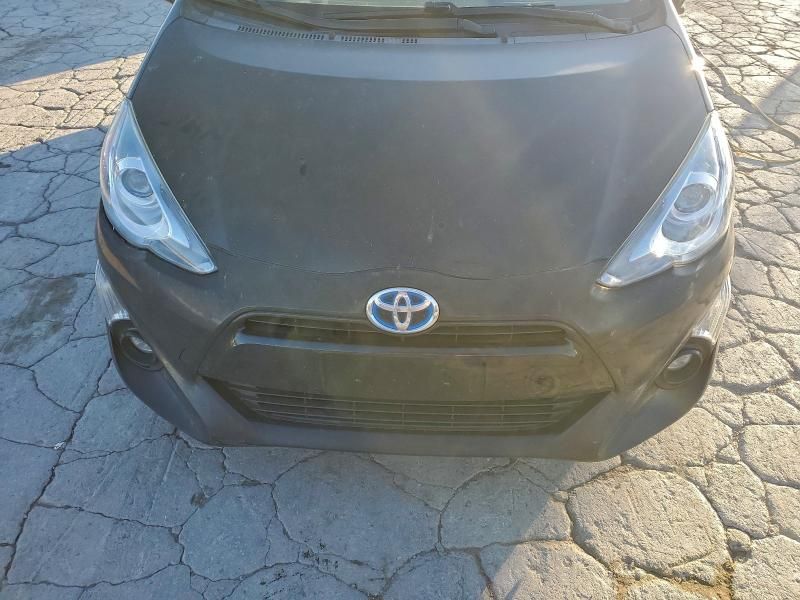 2015 Toyota Prius c