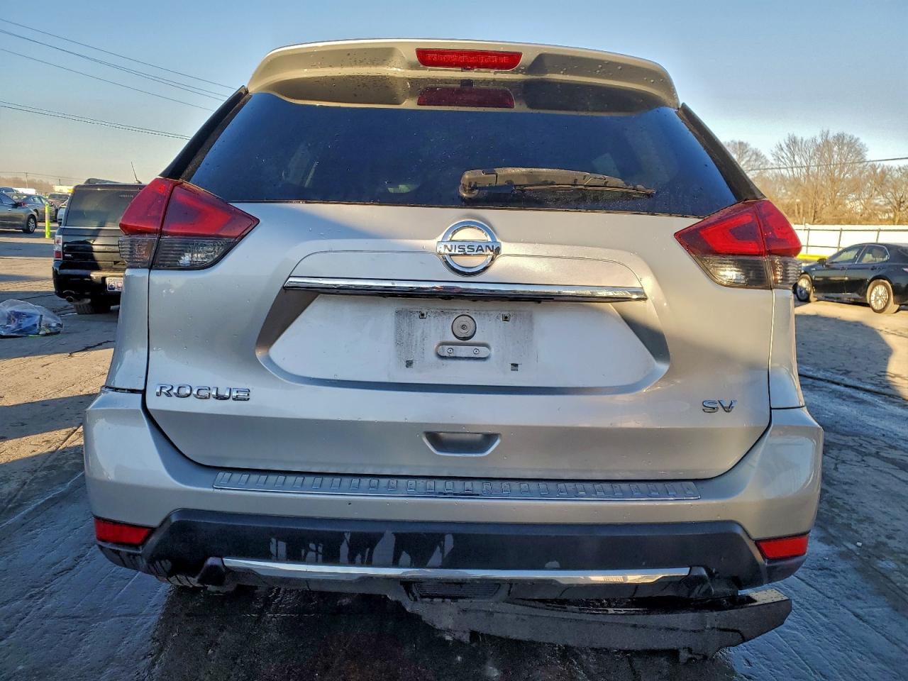2018 Nissan Rogue sv
